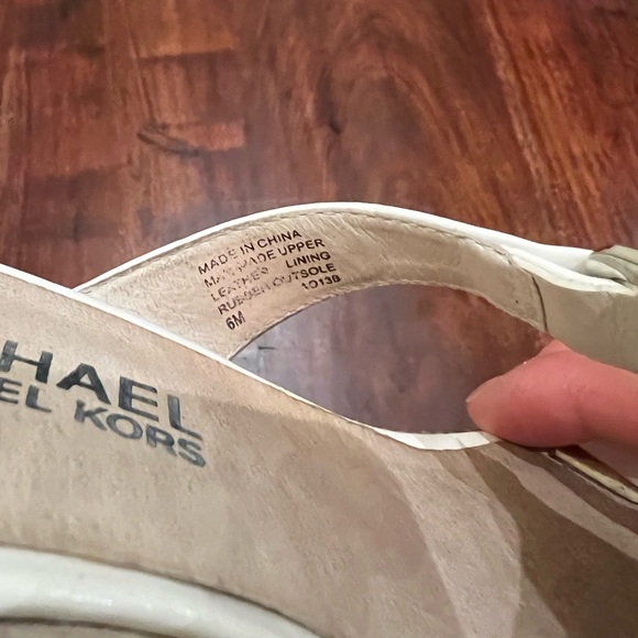 Michael Kors wedges - Picture 2 of 3